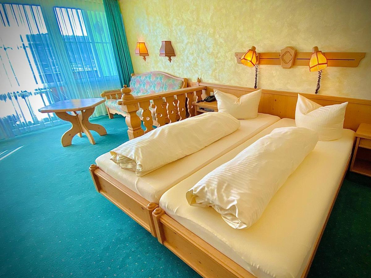 Meister Baer Hotel Frankenwald Berg  エクステリア 写真
