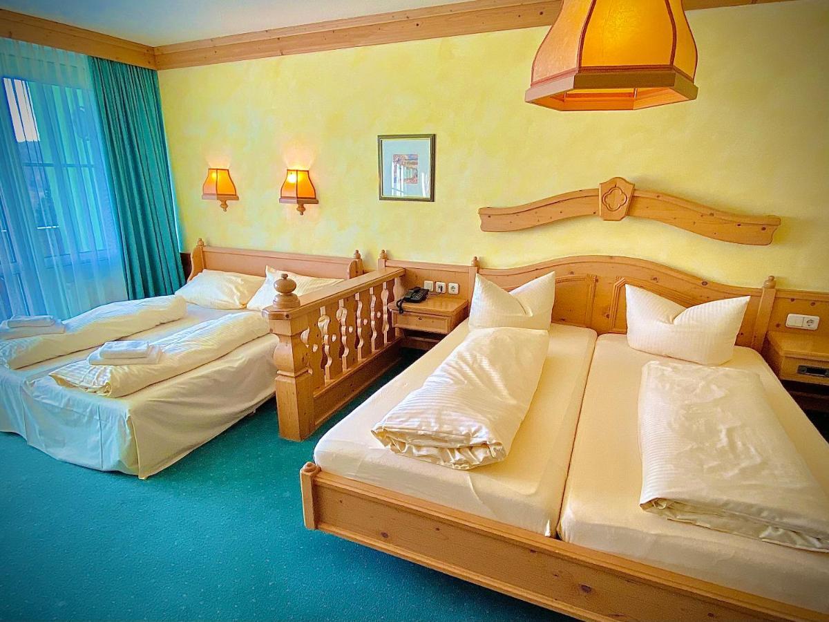 Meister Baer Hotel Frankenwald Berg  エクステリア 写真