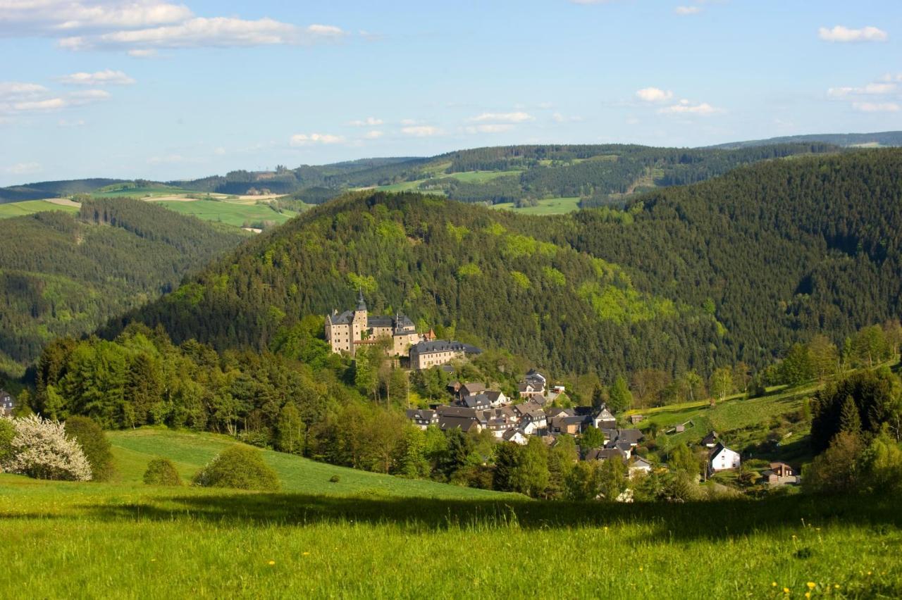 Meister Baer Hotel Frankenwald Berg  エクステリア 写真
